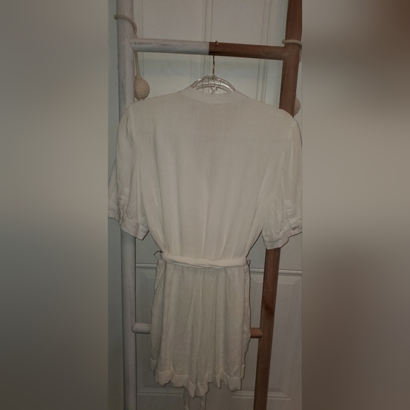 Riley & Ray Caitlin Ultra White Romper with Pockets - Picture 1 of 4